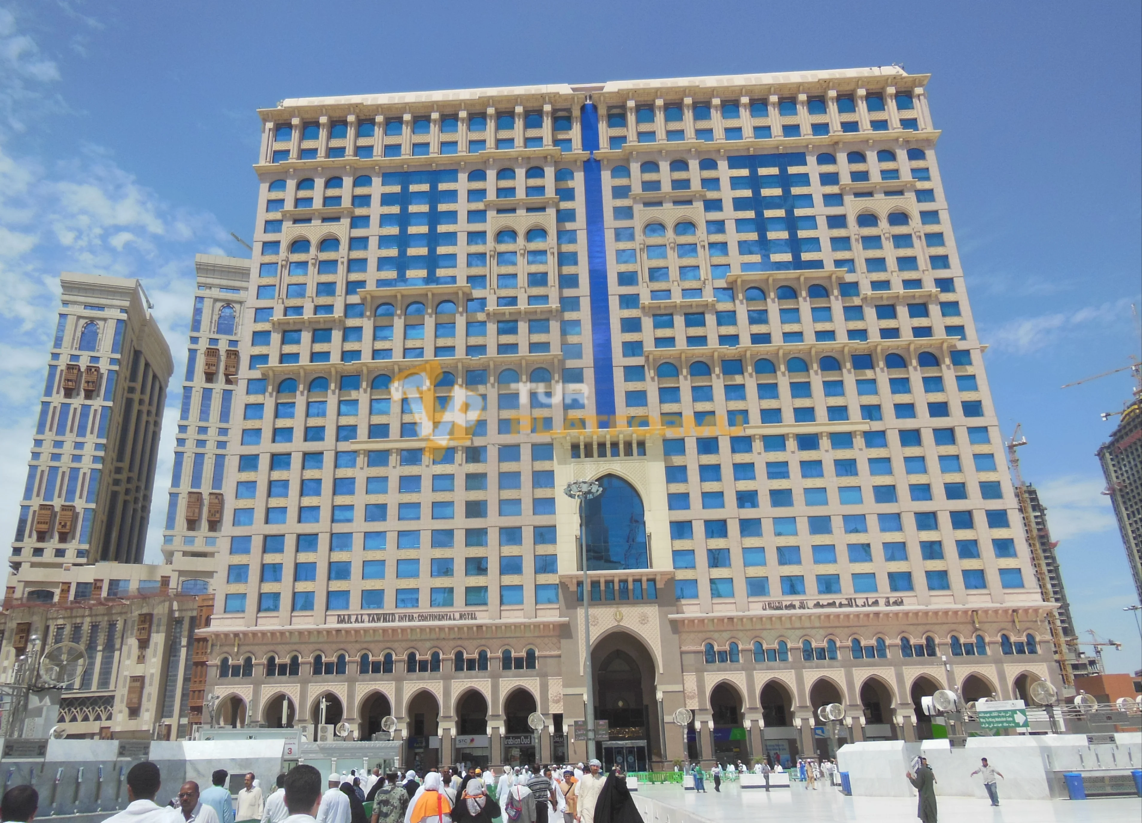 Mescid-i Haram'a yakın bir otel örneği